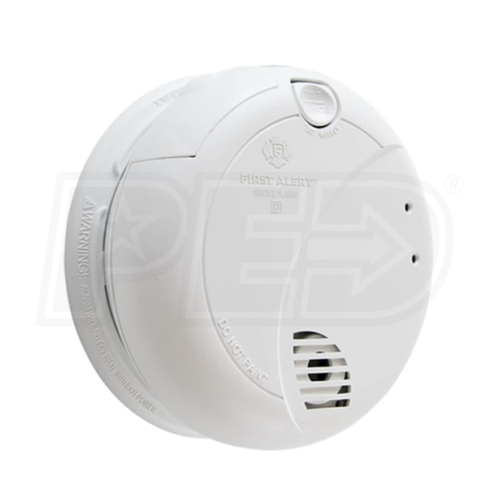 First Alert 7010B - Photoelectric Smoke Alarm With Battery Backup ...